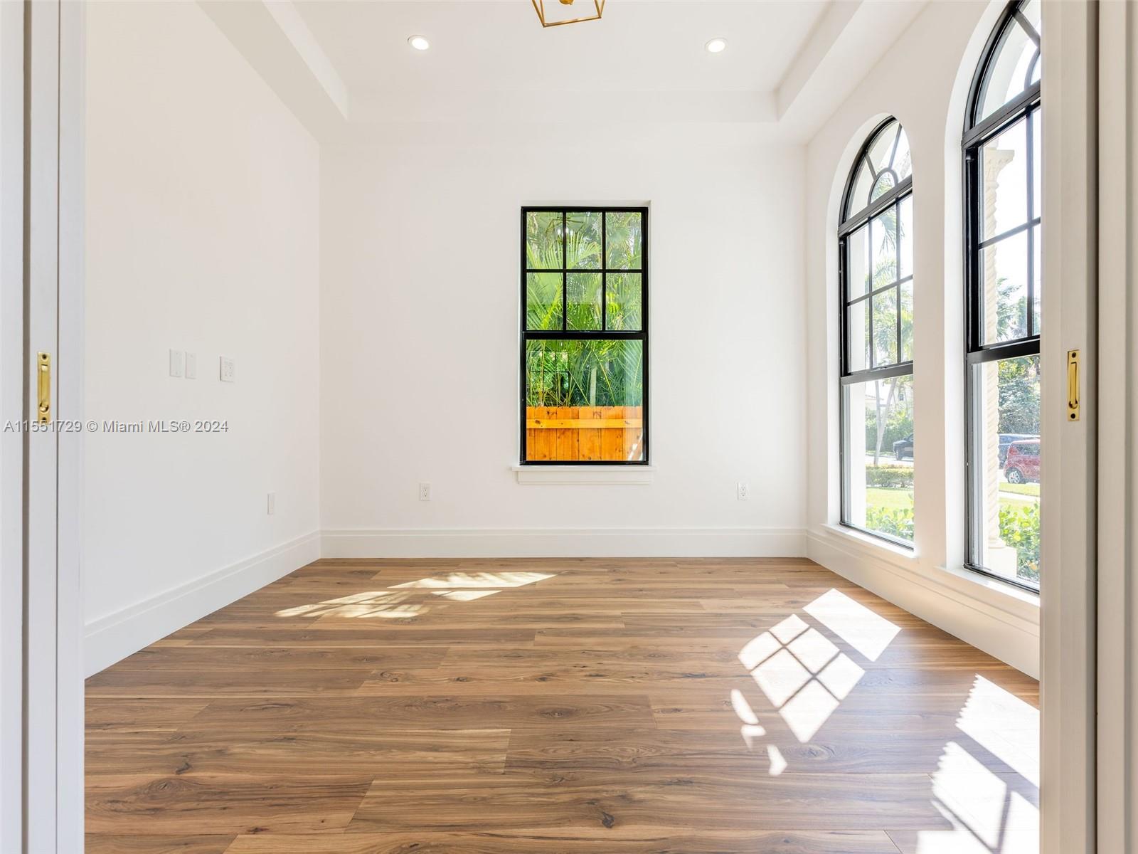 West Palm Beach, FL, 33401 United States, 3 Bedrooms Bedrooms, ,2 BathroomsBathrooms,Residential,For Sale,A11551729