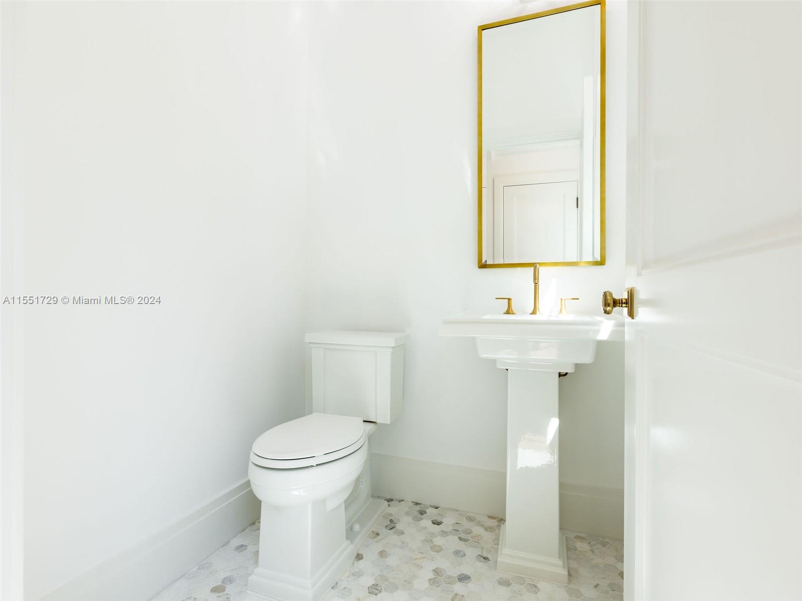 West Palm Beach, FL, 33401 United States, 3 Bedrooms Bedrooms, ,2 BathroomsBathrooms,Residential,For Sale,A11551729