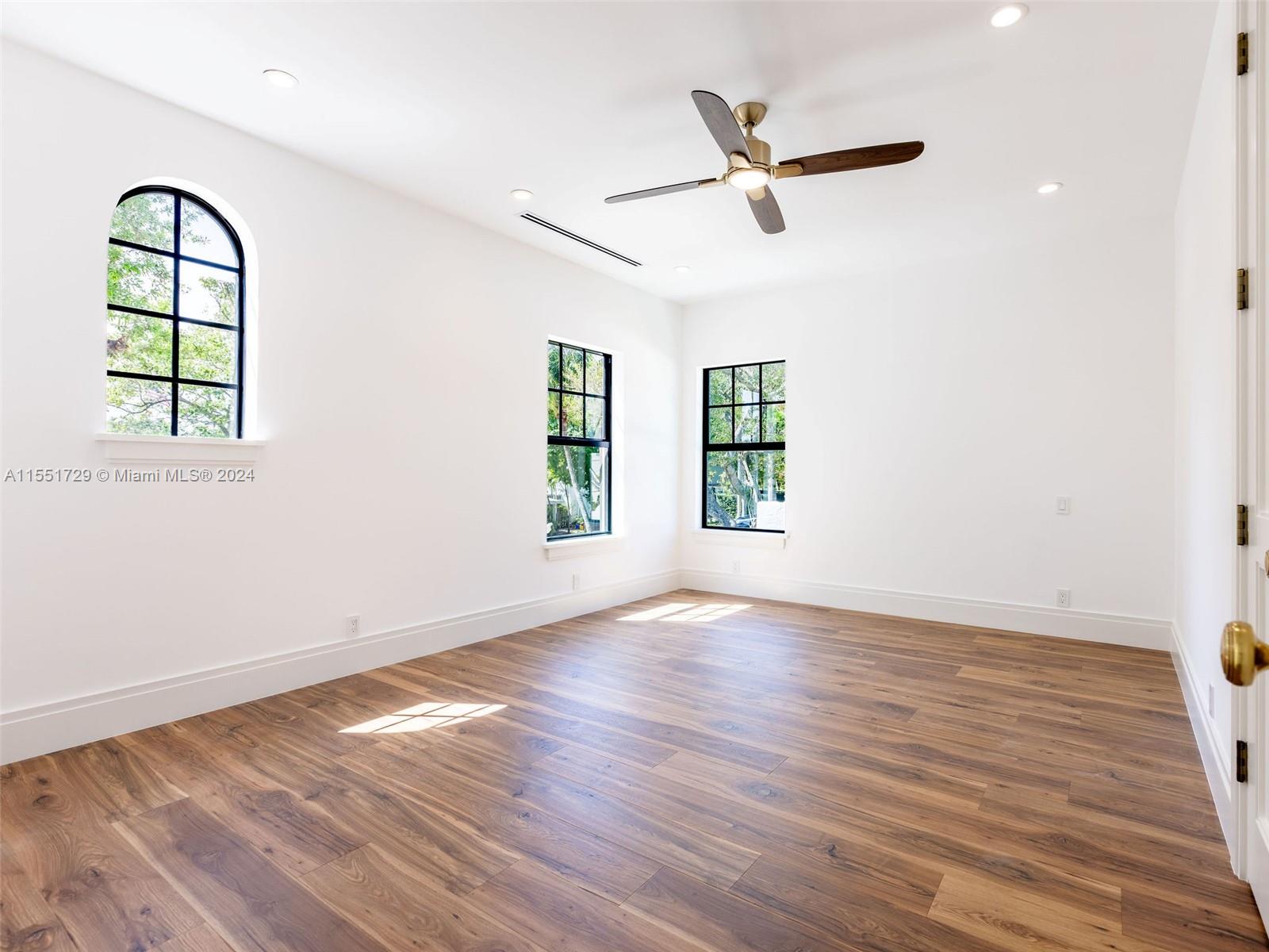 West Palm Beach, FL, 33401 United States, 3 Bedrooms Bedrooms, ,2 BathroomsBathrooms,Residential,For Sale,A11551729