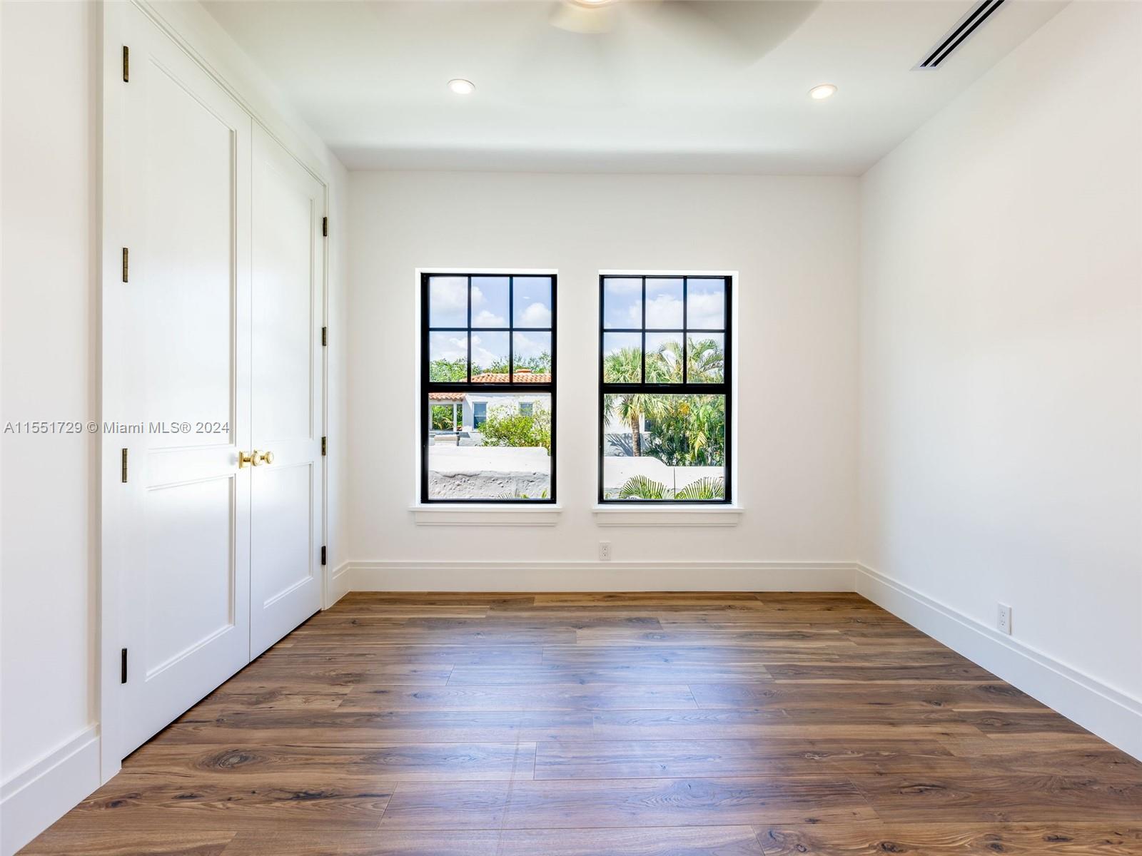 West Palm Beach, FL, 33401 United States, 3 Bedrooms Bedrooms, ,2 BathroomsBathrooms,Residential,For Sale,A11551729