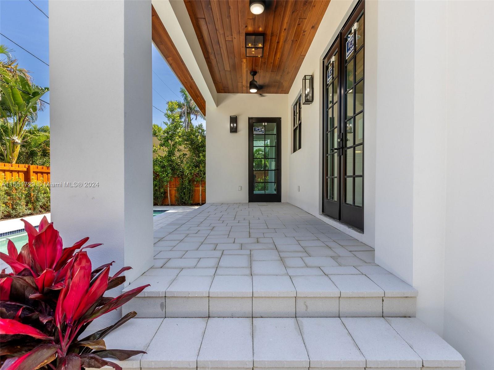 West Palm Beach, FL, 33401 United States, 3 Bedrooms Bedrooms, ,2 BathroomsBathrooms,Residential,For Sale,A11551729