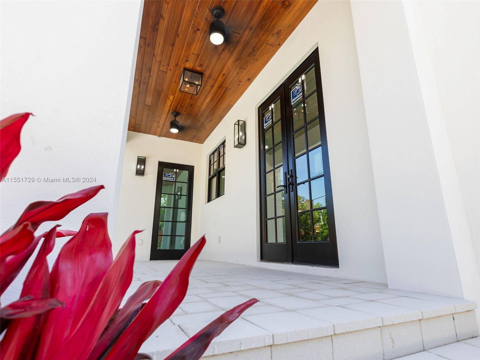West Palm Beach, FL, 33401 United States, 3 Bedrooms Bedrooms, ,2 BathroomsBathrooms,Residential,For Sale,A11551729
