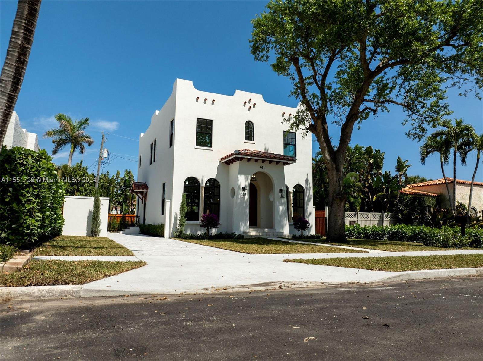 West Palm Beach, FL, 33401 United States, 3 Bedrooms Bedrooms, ,2 BathroomsBathrooms,Residential,For Sale,A11551729