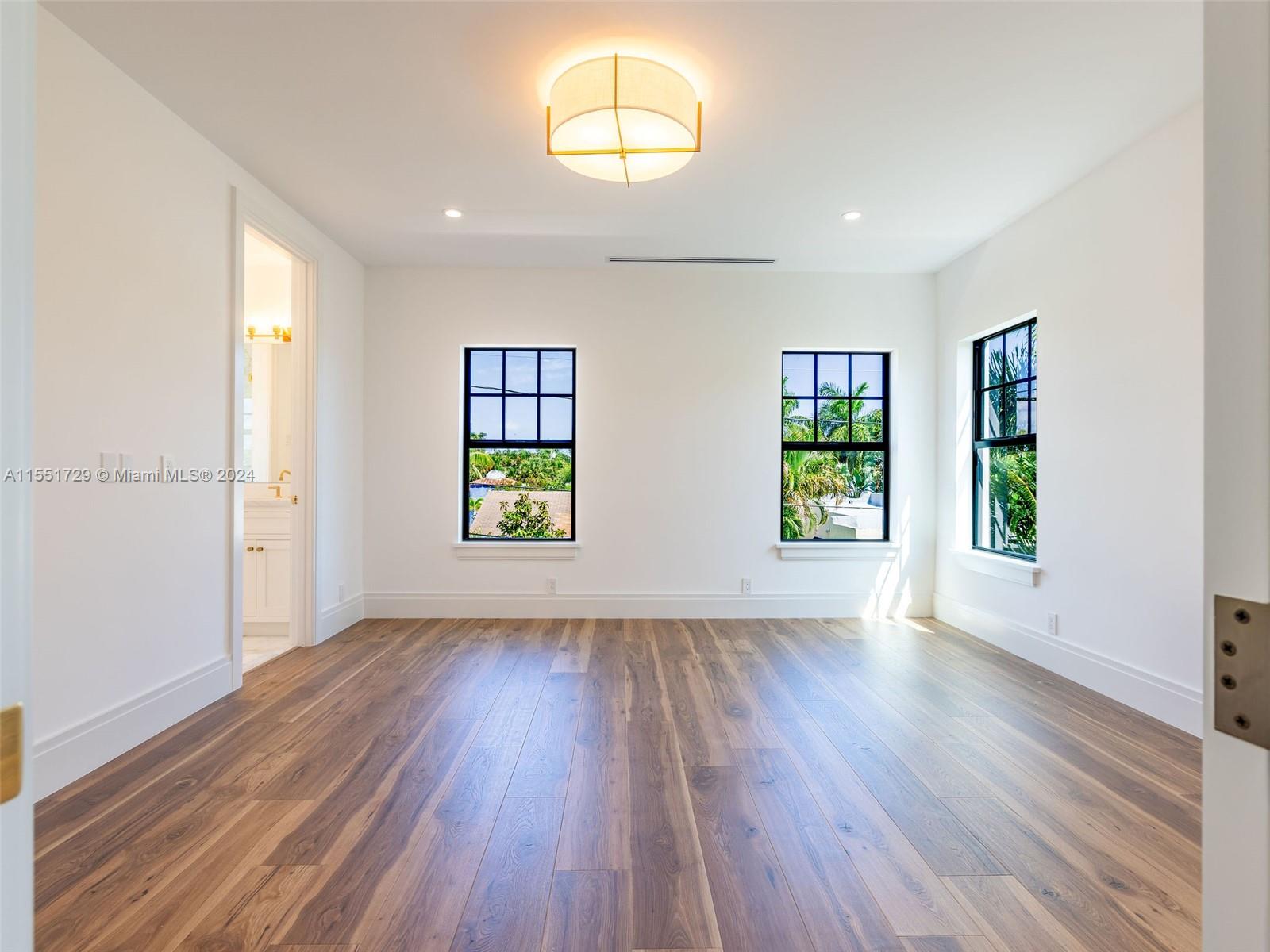 West Palm Beach, FL, 33401 United States, 3 Bedrooms Bedrooms, ,2 BathroomsBathrooms,Residential,For Sale,A11551729