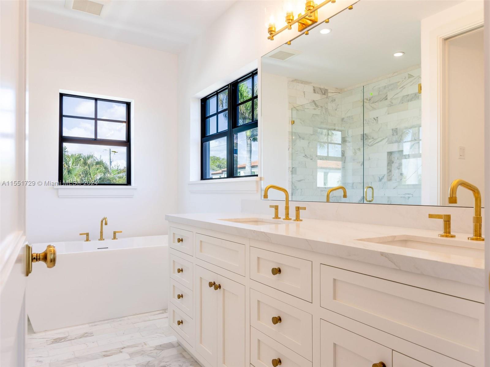 West Palm Beach, FL, 33401 United States, 3 Bedrooms Bedrooms, ,2 BathroomsBathrooms,Residential,For Sale,A11551729
