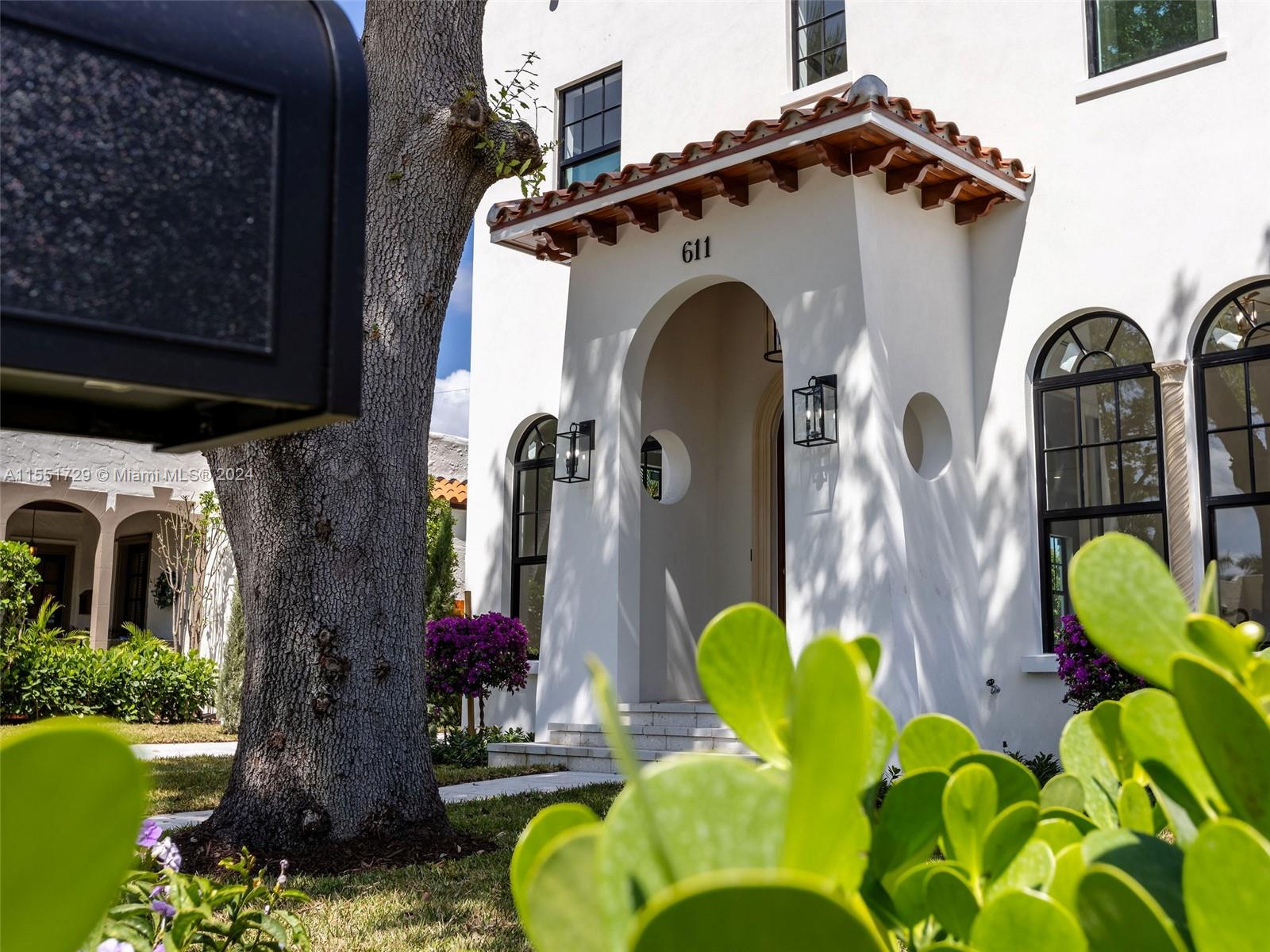 West Palm Beach, FL, 33401 United States, 3 Bedrooms Bedrooms, ,2 BathroomsBathrooms,Residential,For Sale,A11551729