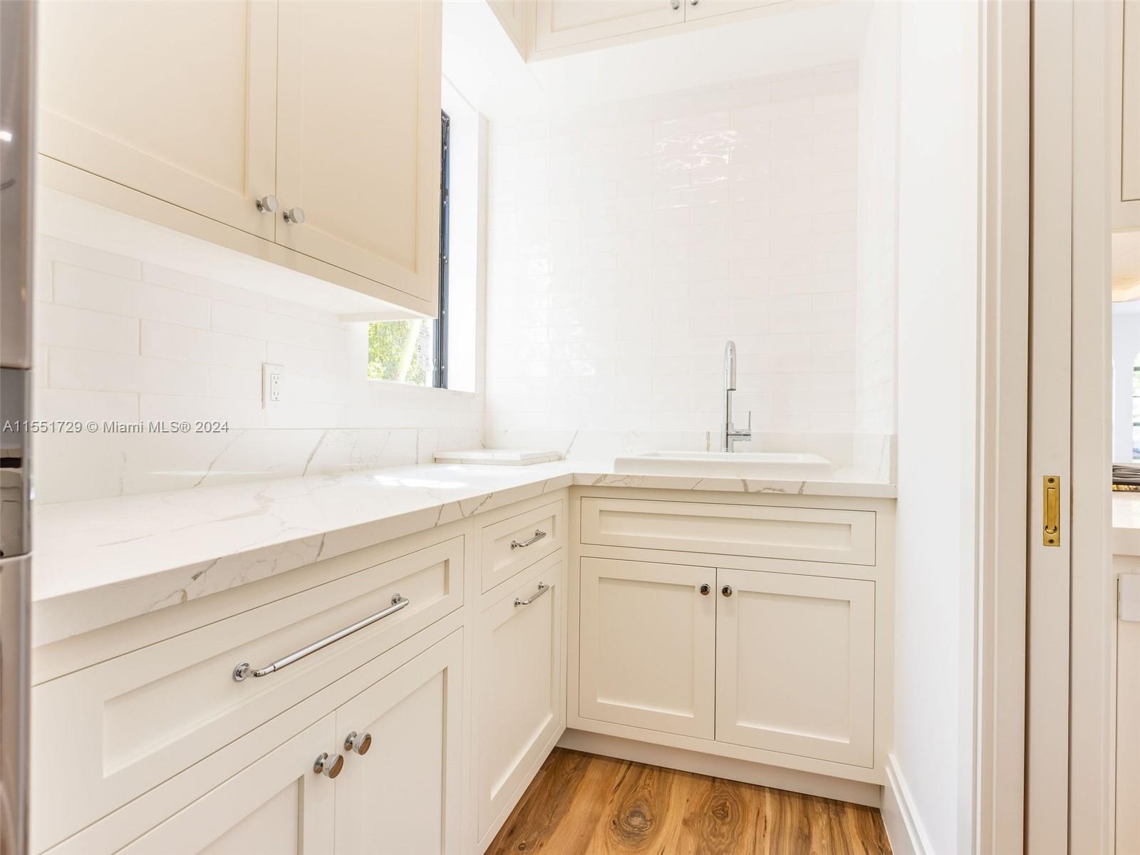 West Palm Beach, FL, 33401 United States, 3 Bedrooms Bedrooms, ,2 BathroomsBathrooms,Residential,For Sale,A11551729