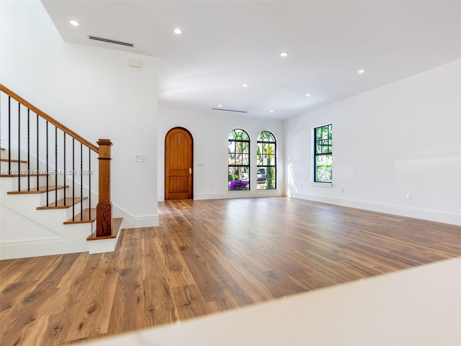 West Palm Beach, FL, 33401 United States, 3 Bedrooms Bedrooms, ,2 BathroomsBathrooms,Residential,For Sale,A11551729
