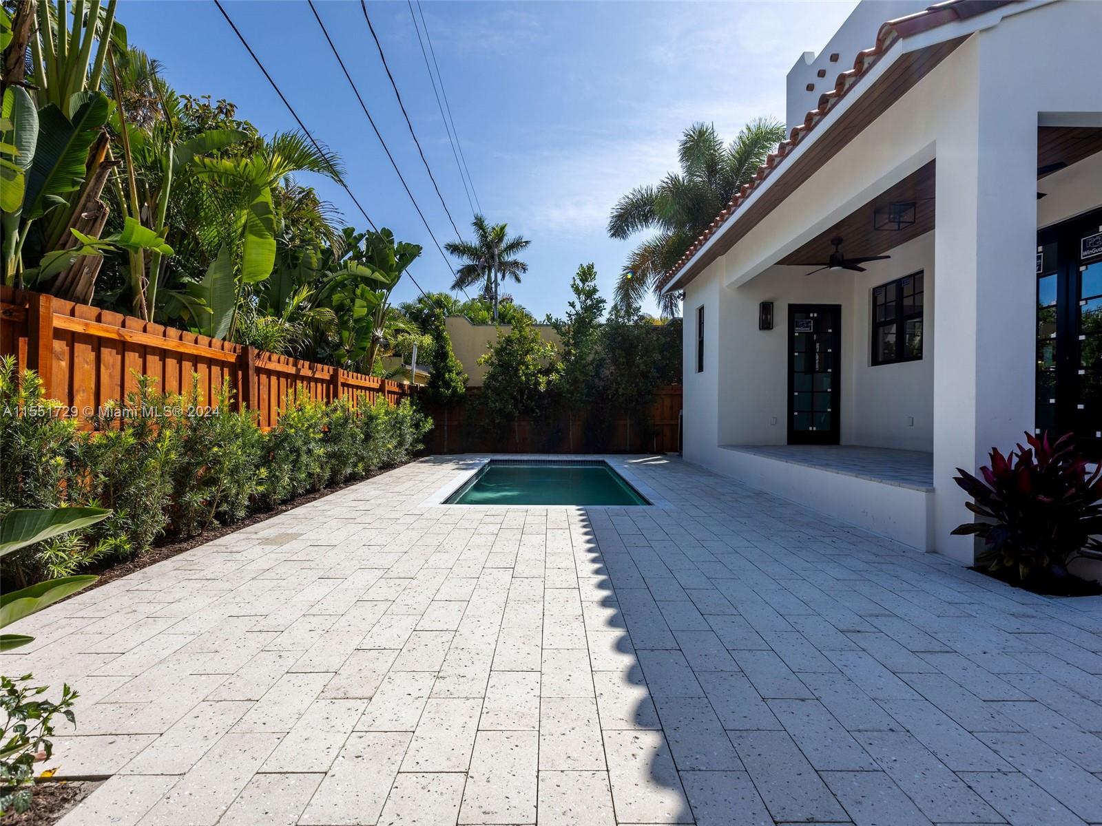 West Palm Beach, FL, 33401 United States, 3 Bedrooms Bedrooms, ,2 BathroomsBathrooms,Residential,For Sale,A11551729