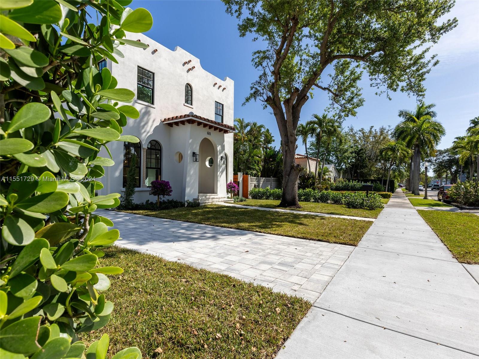 West Palm Beach, FL, 33401 United States, 3 Bedrooms Bedrooms, ,2 BathroomsBathrooms,Residential,For Sale,A11551729