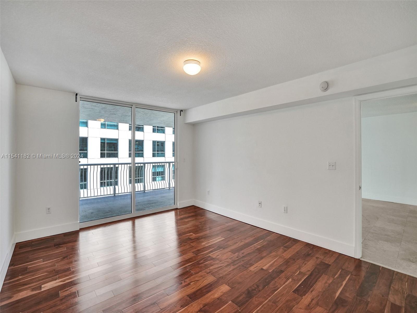 1200 Brickell Bay Dr, Miami, FL, 33131 United States, 1 Bedroom Bedrooms, ,1 BathroomBathrooms,Residential,For Sale,Brickell Bay Dr,A11541182
