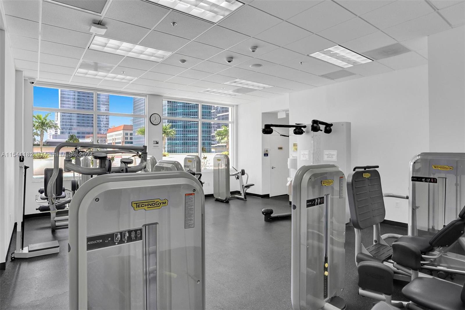 1200 Brickell Bay Dr, Miami, FL, 33131 United States, 1 Bedroom Bedrooms, ,1 BathroomBathrooms,Residential,For Sale,Brickell Bay Dr,A11541182