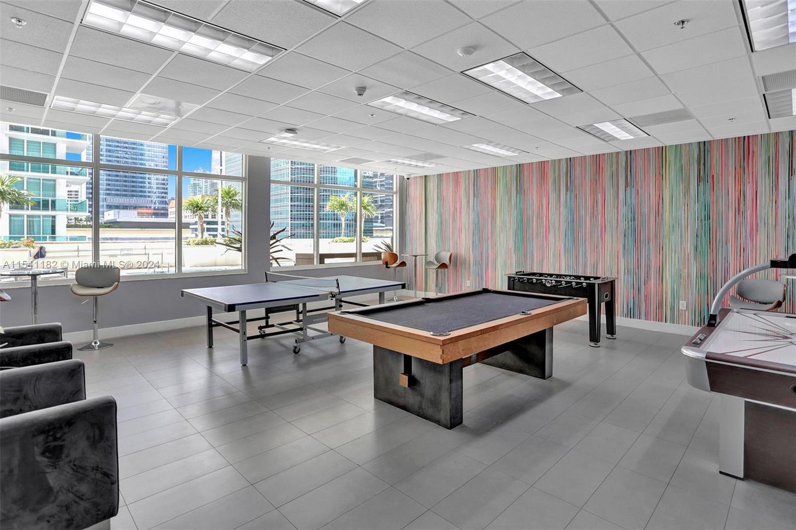 1200 Brickell Bay Dr, Miami, FL, 33131 United States, 1 Bedroom Bedrooms, ,1 BathroomBathrooms,Residential,For Sale,Brickell Bay Dr,A11541182