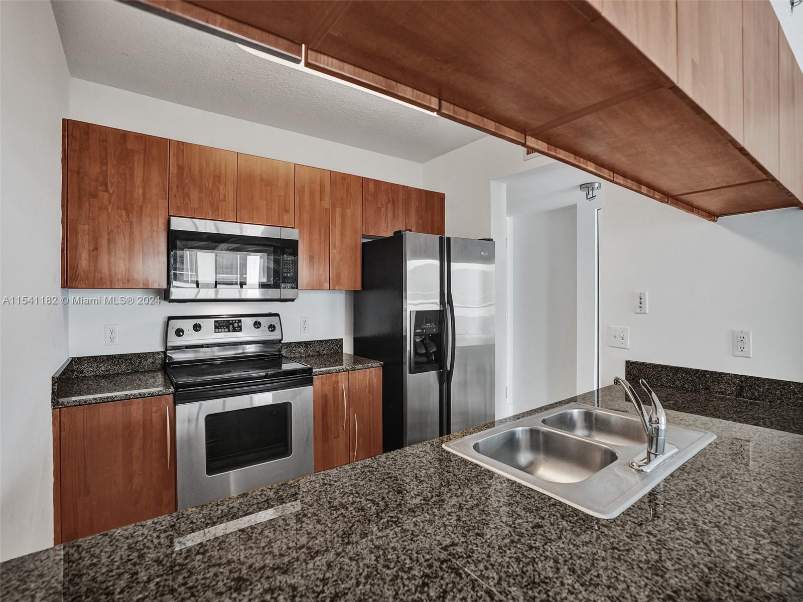 1200 Brickell Bay Dr, Miami, FL, 33131 United States, 1 Bedroom Bedrooms, ,1 BathroomBathrooms,Residential,For Sale,Brickell Bay Dr,A11541182