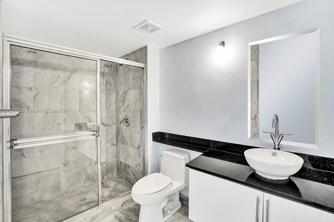 31 5th St, Miami, FL, 33131 United States, 1 Bedroom Bedrooms, ,1 BathroomBathrooms,Residential,For Sale,5th St,A11551523