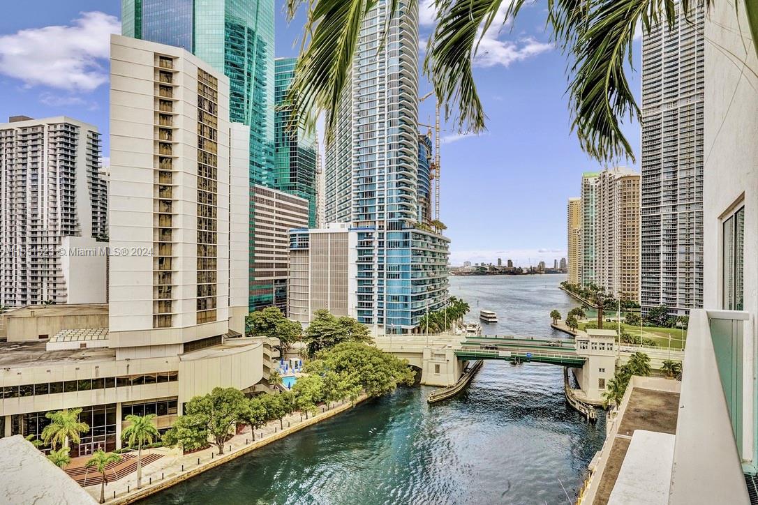 31 5th St, Miami, FL, 33131 United States, 1 Bedroom Bedrooms, ,1 BathroomBathrooms,Residential,For Sale,5th St,A11551523