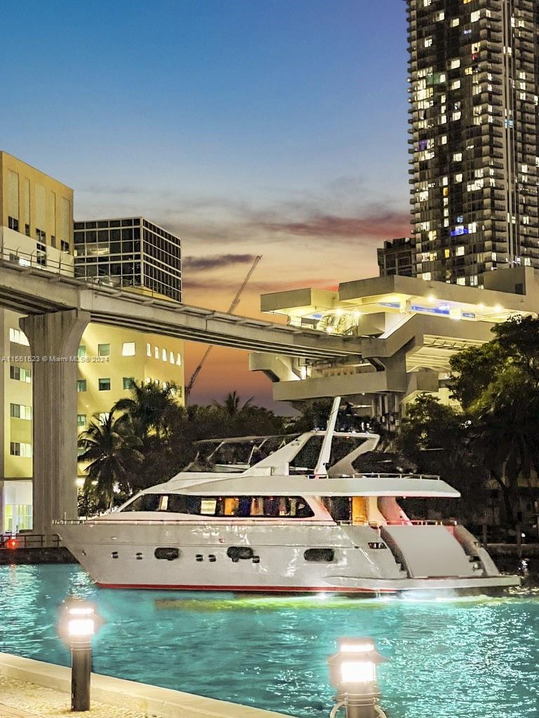 31 5th St, Miami, FL, 33131 United States, 1 Bedroom Bedrooms, ,1 BathroomBathrooms,Residential,For Sale,5th St,A11551523