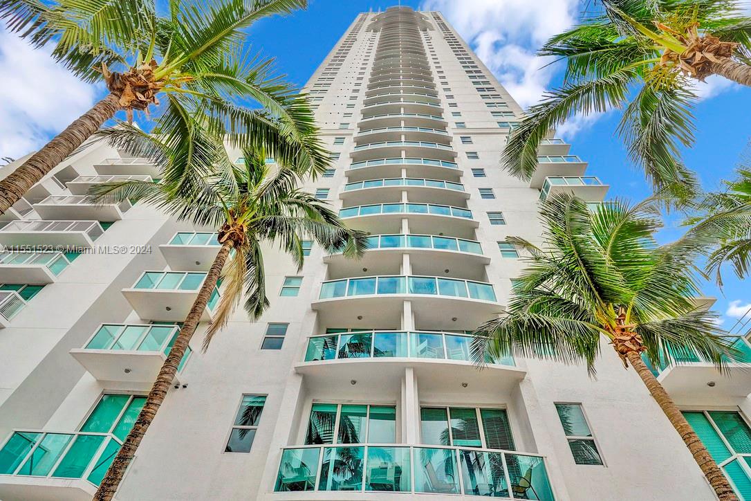 31 5th St, Miami, FL, 33131 United States, 1 Bedroom Bedrooms, ,1 BathroomBathrooms,Residential,For Sale,5th St,A11551523