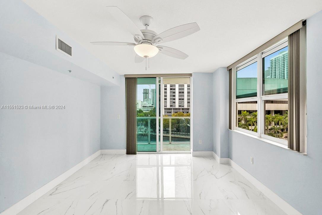 31 5th St, Miami, FL, 33131 United States, 1 Bedroom Bedrooms, ,1 BathroomBathrooms,Residential,For Sale,5th St,A11551523