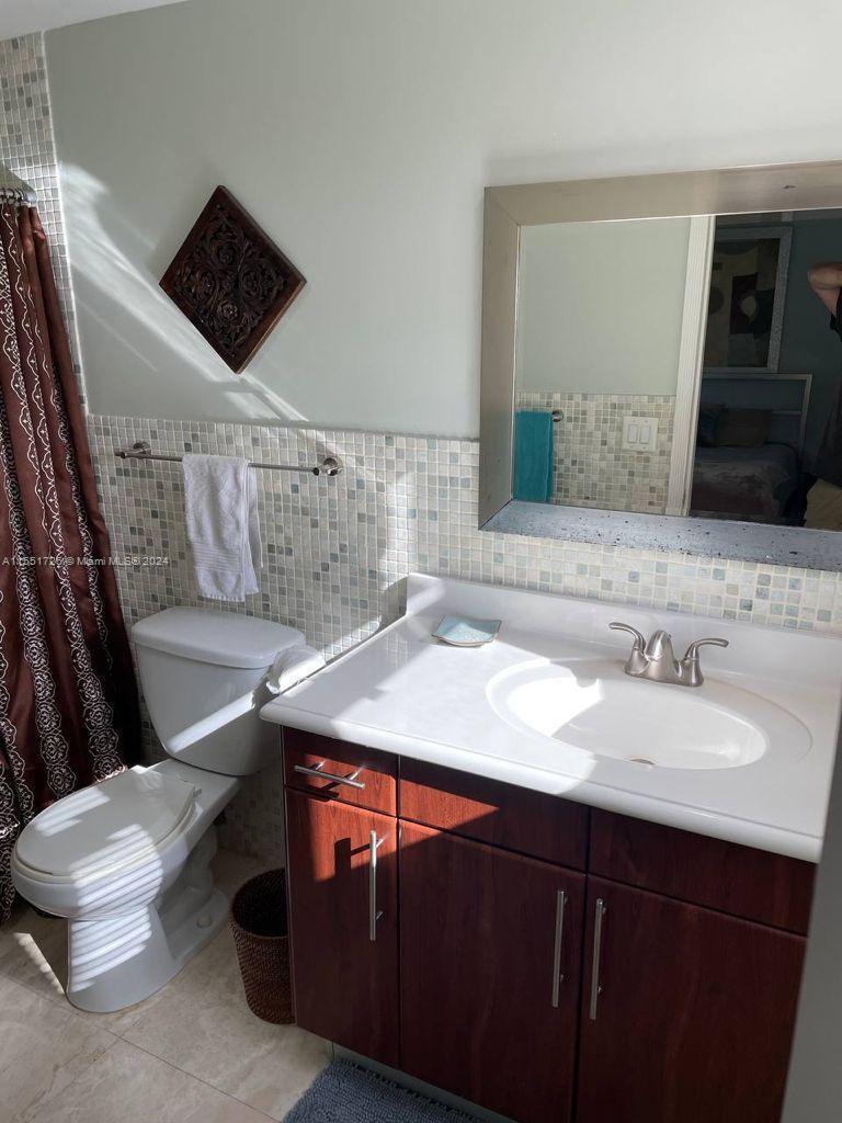 3901 Ocean Dr, Hollywood, FL, 33019 United States, 2 Bedrooms Bedrooms, ,2 BathroomsBathrooms,Residential,For Sale,Ocean Dr,A11551726