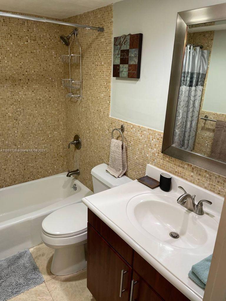 3901 Ocean Dr, Hollywood, FL, 33019 United States, 2 Bedrooms Bedrooms, ,2 BathroomsBathrooms,Residential,For Sale,Ocean Dr,A11551726