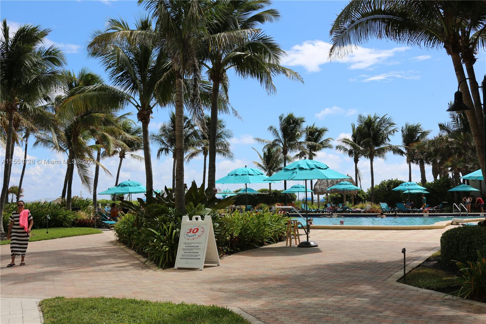 3901 Ocean Dr, Hollywood, FL, 33019 United States, 2 Bedrooms Bedrooms, ,2 BathroomsBathrooms,Residential,For Sale,Ocean Dr,A11551726