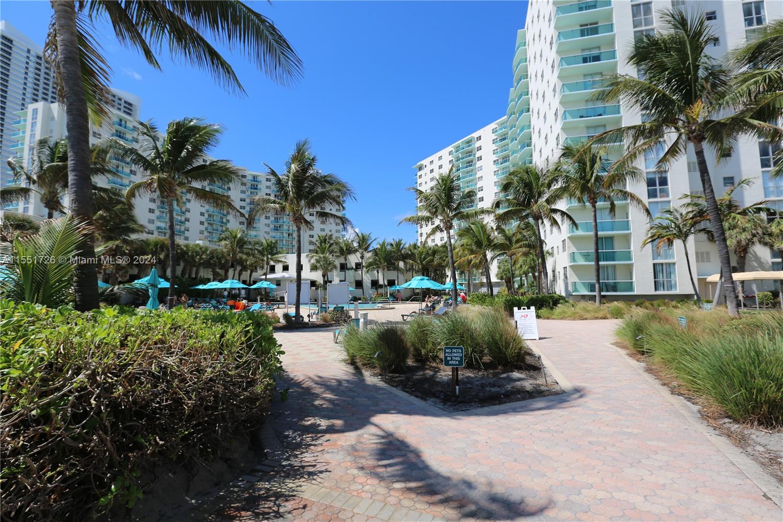 3901 S Ocean Dr 11P, Hollywood, Florida 33019, 2 Bedrooms Bedrooms, ,2 BathroomsBathrooms,Residential,For Sale,3901 S Ocean Dr 11P,A11551726