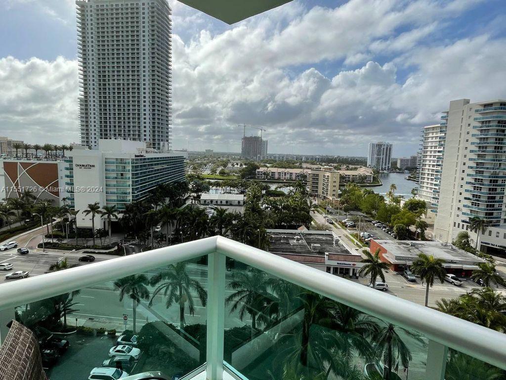 3901 S Ocean Dr 11P, Hollywood, Florida 33019, 2 Bedrooms Bedrooms, ,2 BathroomsBathrooms,Residential,For Sale,3901 S Ocean Dr 11P,A11551726