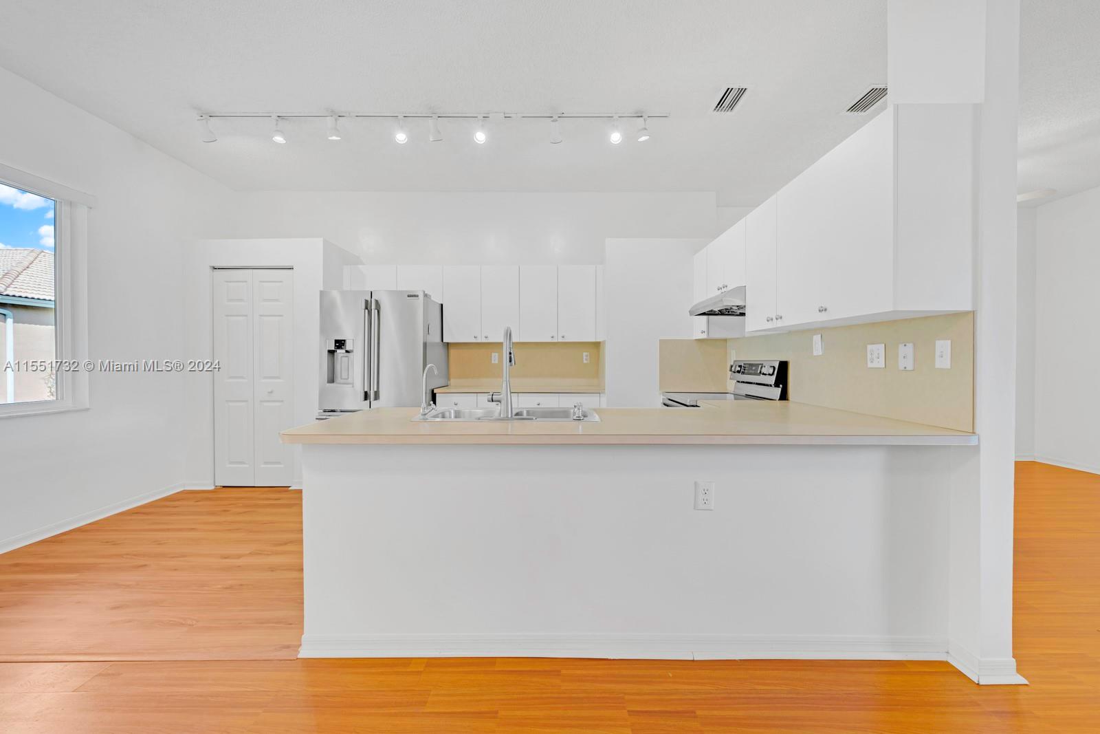 2580 SE 5th Ct, Homestead, Florida 33033, 3 Bedrooms Bedrooms, ,2 BathroomsBathrooms,Residential,For Sale,2580 SE 5th Ct,A11551732