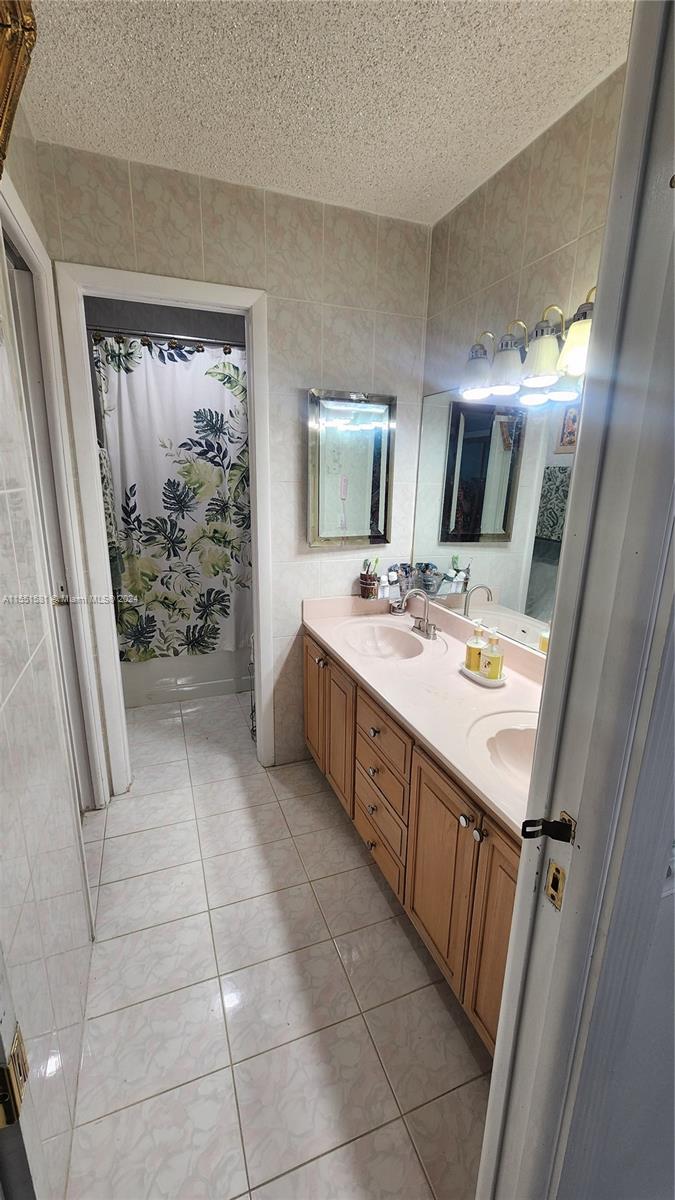 30270 162nd Ave, Homestead, FL, 33033 United States, 4 Bedrooms Bedrooms, ,2 BathroomsBathrooms,Residential,For Sale,162nd Ave,A11551581