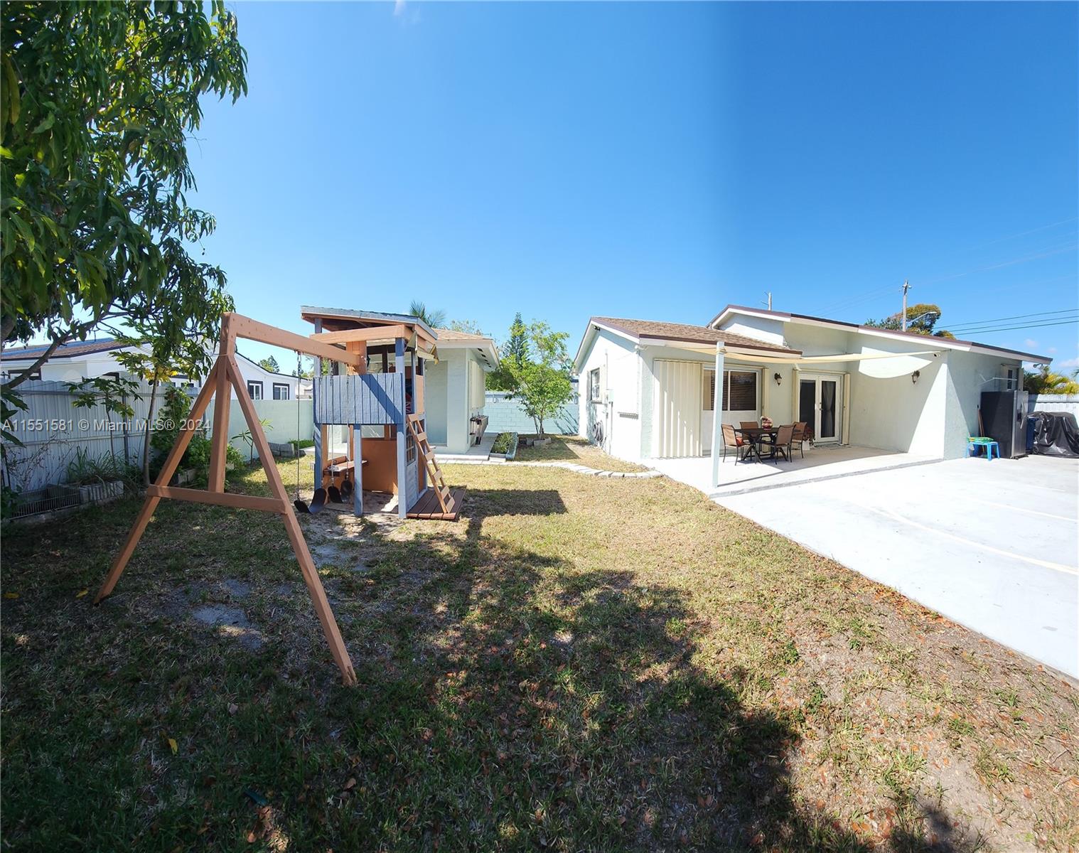 30270 162nd Ave, Homestead, FL, 33033 United States, 4 Bedrooms Bedrooms, ,2 BathroomsBathrooms,Residential,For Sale,162nd Ave,A11551581