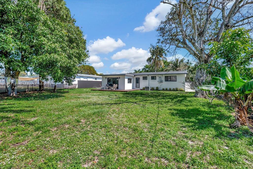 1135 49th Ter, Plantation, FL, 33317 United States, 3 Bedrooms Bedrooms, ,2 BathroomsBathrooms,Residential,For Sale,49th Ter,A11551749