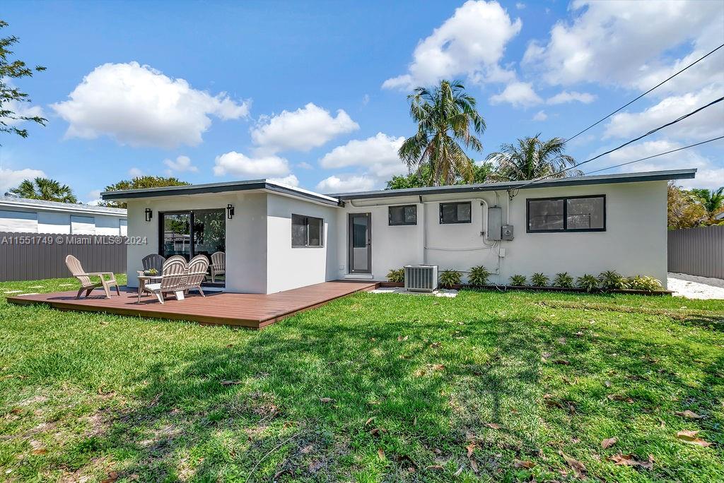 1135 49th Ter, Plantation, FL, 33317 United States, 3 Bedrooms Bedrooms, ,2 BathroomsBathrooms,Residential,For Sale,49th Ter,A11551749