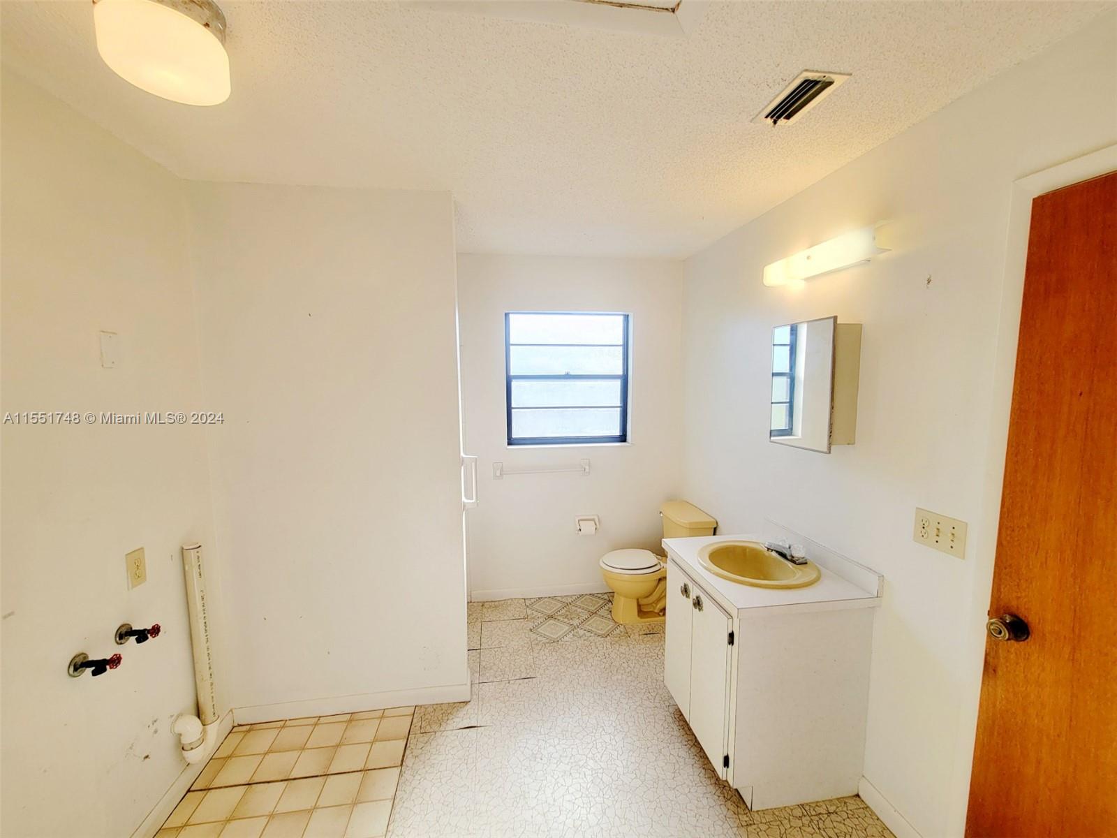 441 Fordham St, Sebastian, FL, 32958 United States, 2 Bedrooms Bedrooms, ,1 BathroomBathrooms,Residential,For Sale,Fordham St,A11551748