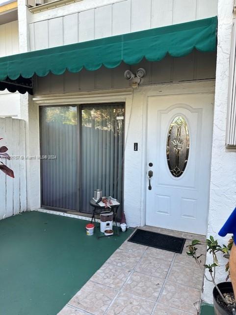 6920 SW 109th Pl, Miami, Florida 33173, 3 Bedrooms Bedrooms, ,2 BathroomsBathrooms,Residentiallease,For Rent,6920 SW 109th Pl,A11551757