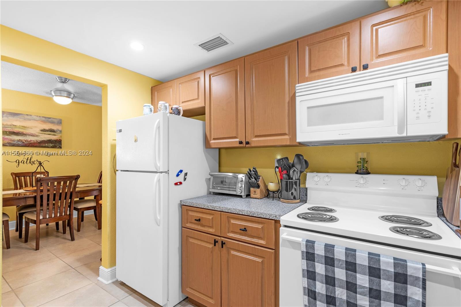 5400 77th Ct, Miami, FL, 33155 United States, 2 Bedrooms Bedrooms, ,1 BathroomBathrooms,Residential,For Sale,77th Ct,A11551566