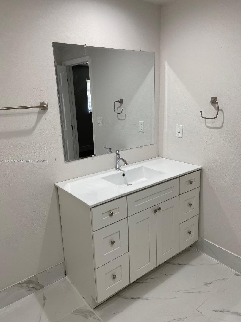5311 10th Ave, Deerfield Beach, FL, 33064 United States, 6 Bedrooms Bedrooms, ,3 BathroomsBathrooms,Residential,For Sale,10th Ave,A11549758