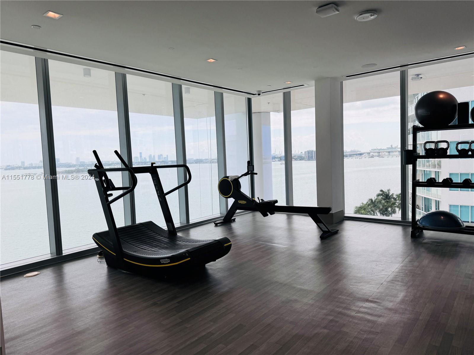 700 NE 26th TER 5101, Miami, Florida 33137, 3 Bedrooms Bedrooms, ,4 BathroomsBathrooms,Residentiallease,For Rent,700 NE 26th TER 5101,A11551778
