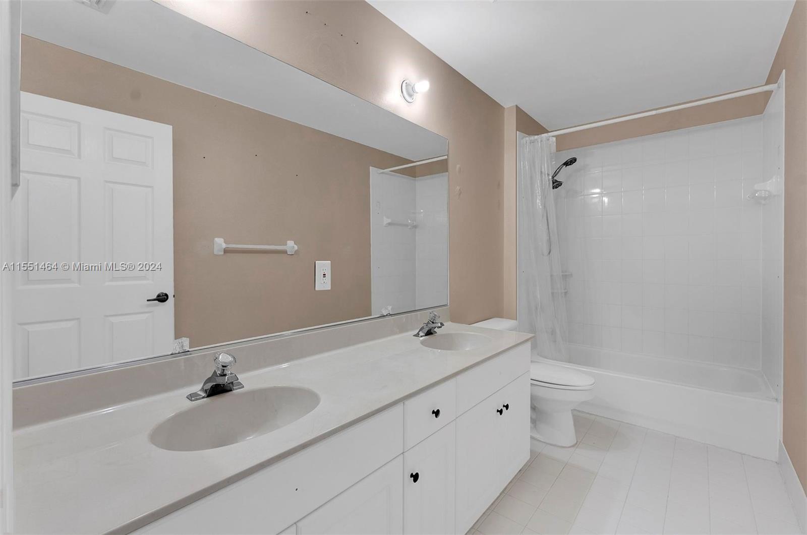 Listing Photo 28
