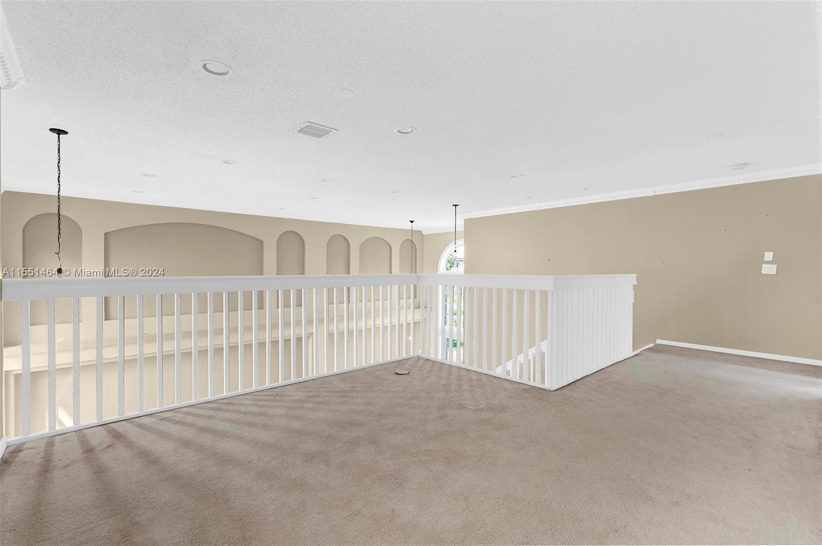 Listing Photo 32