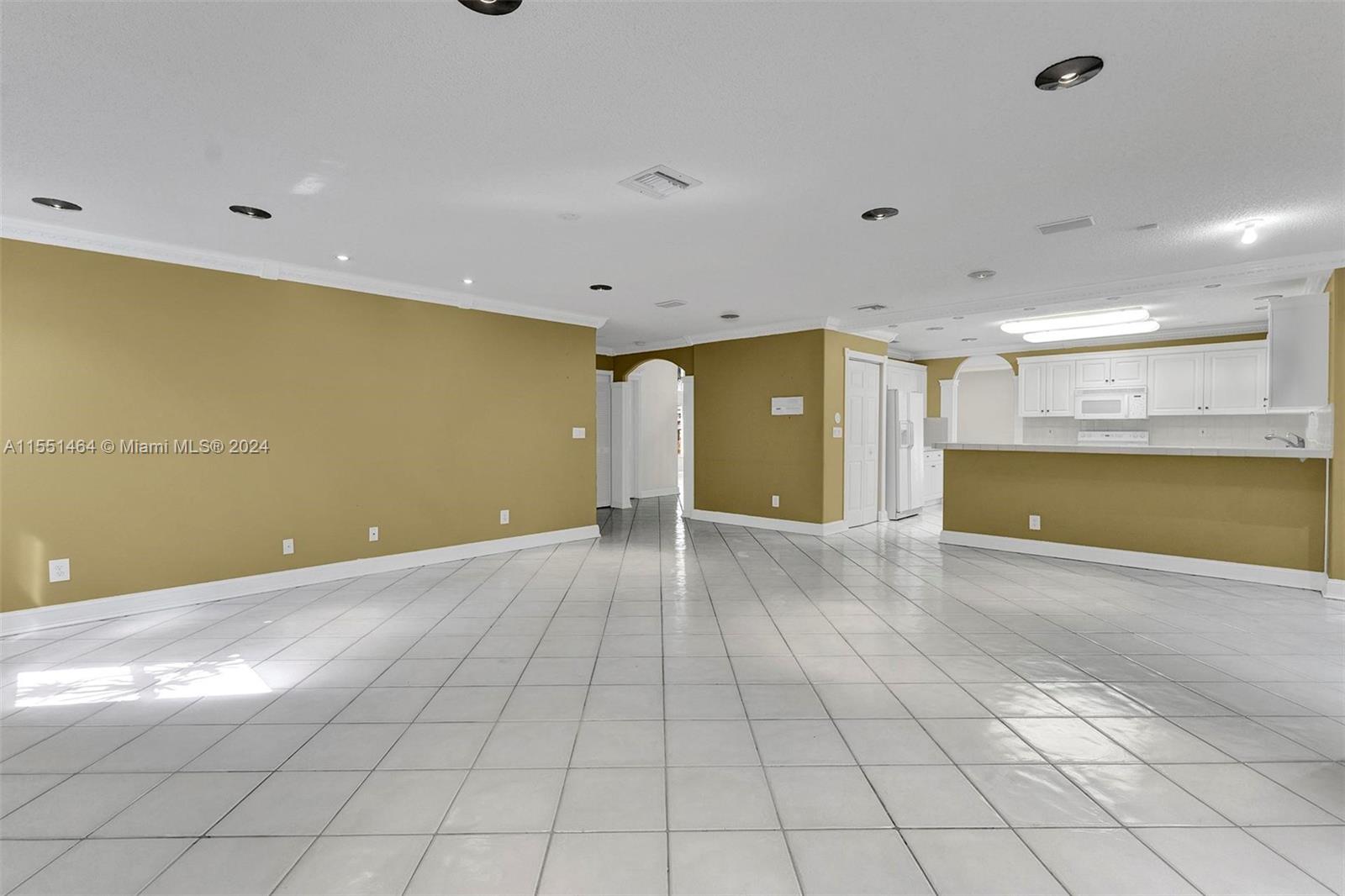 Listing Photo 37