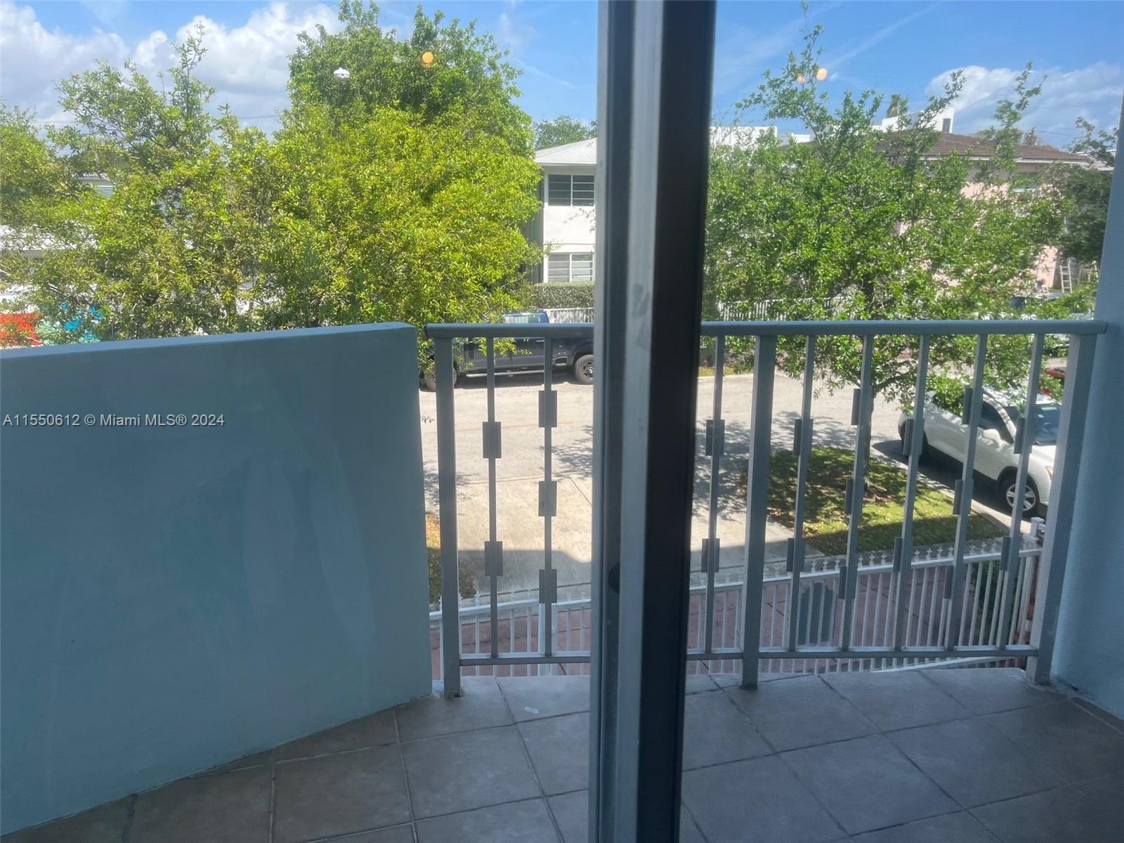 1990 Marseille Dr 201, Miami Beach, Florida 33141, 1 Bedroom Bedrooms, ,1 BathroomBathrooms,Residential,For Sale,1990 Marseille Dr 201,A11550612