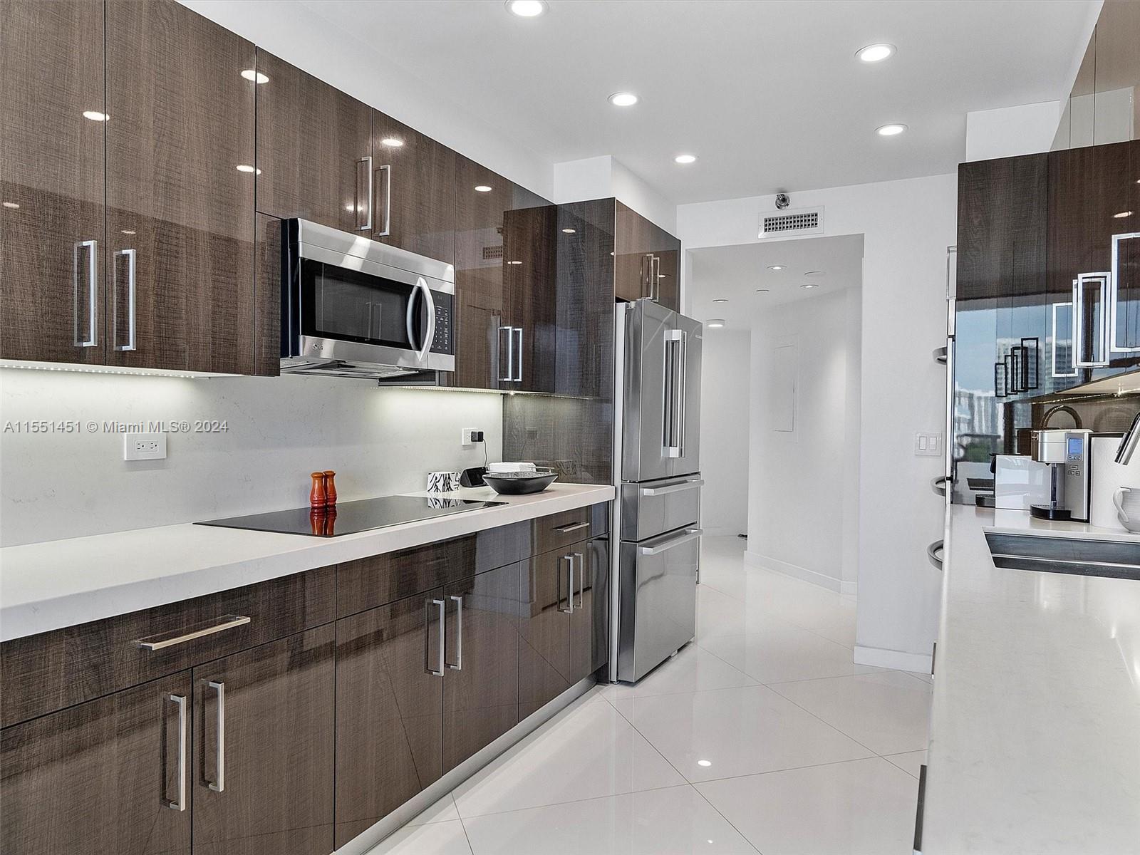 19500 Turnberry Way, Unit 18A, Aventura, FL, 33180 United States, 2 Bedrooms Bedrooms, ,2 BathroomsBathrooms,Residential,For Sale,Turnberry Way, Unit 18A,A11551451