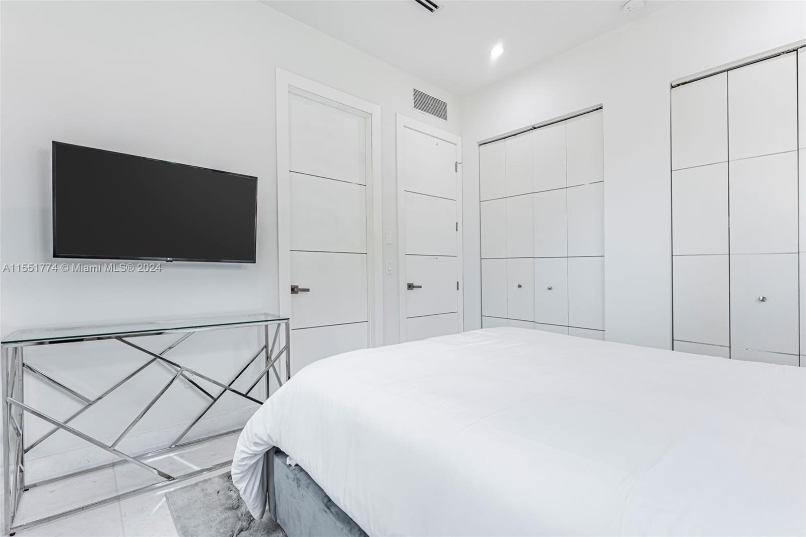 1090 NE 84th St, Miami, Florida 33138, 4 Bedrooms Bedrooms, ,5 BathroomsBathrooms,Residentiallease,For Rent,1090 NE 84th St,A11551774