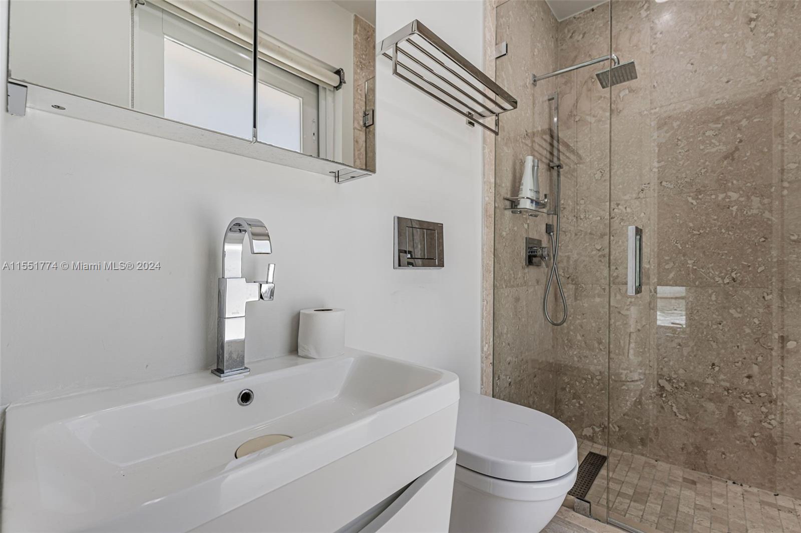 1090 NE 84th St, Miami, Florida 33138, 4 Bedrooms Bedrooms, ,5 BathroomsBathrooms,Residentiallease,For Rent,1090 NE 84th St,A11551774