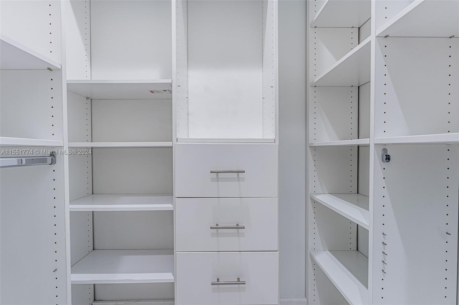 1090 NE 84th St, Miami, Florida 33138, 4 Bedrooms Bedrooms, ,5 BathroomsBathrooms,Residentiallease,For Rent,1090 NE 84th St,A11551774