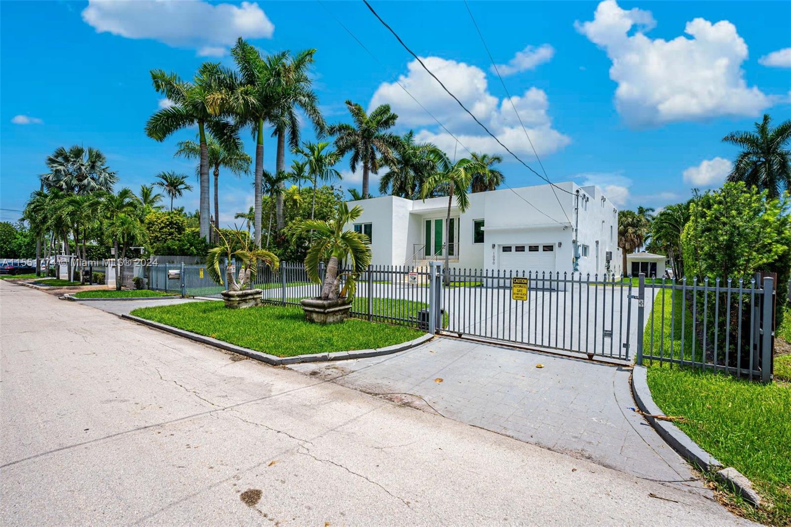 1090 NE 84th St, Miami, Florida 33138, 4 Bedrooms Bedrooms, ,5 BathroomsBathrooms,Residentiallease,For Rent,1090 NE 84th St,A11551774