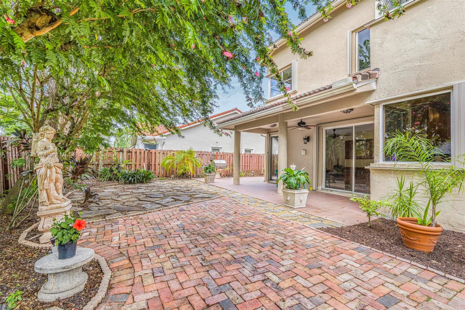 4270 SW 154th Pl, Miami, Florida 33185, 5 Bedrooms Bedrooms, ,4 BathroomsBathrooms,Residential,For Sale,4270 SW 154th Pl,A11551763