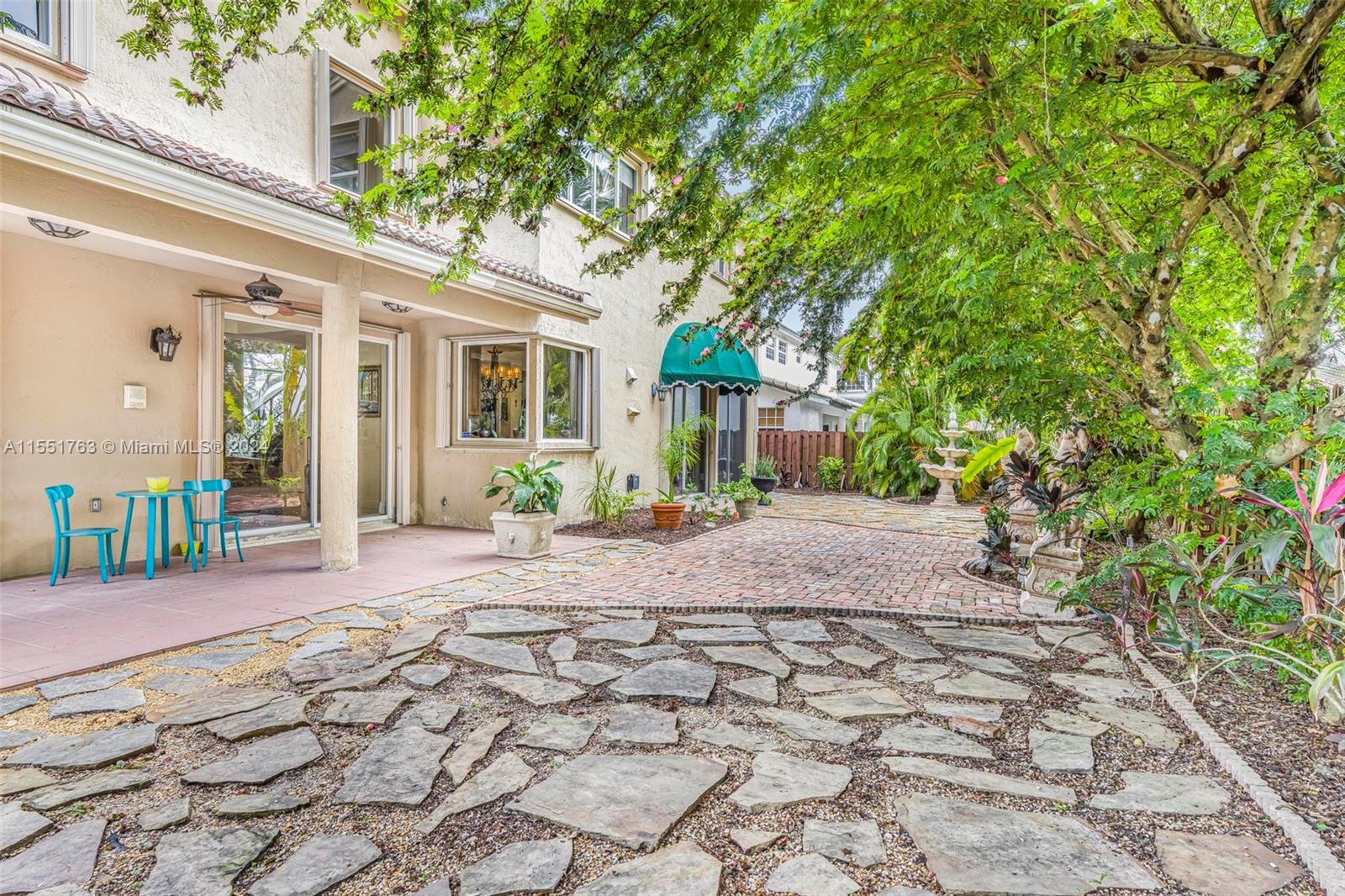 4270 SW 154th Pl, Miami, Florida 33185, 5 Bedrooms Bedrooms, ,4 BathroomsBathrooms,Residential,For Sale,4270 SW 154th Pl,A11551763