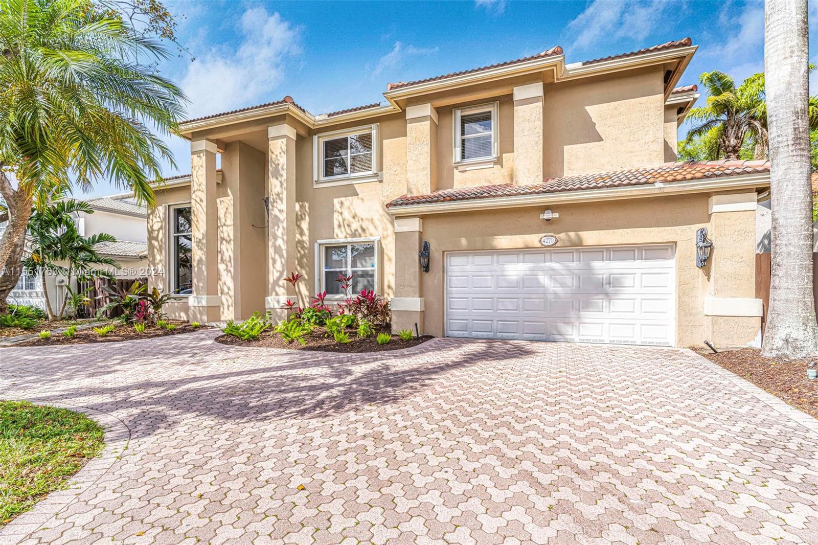 4270 SW 154th Pl, Miami, Florida 33185, 5 Bedrooms Bedrooms, ,4 BathroomsBathrooms,Residential,For Sale,4270 SW 154th Pl,A11551763